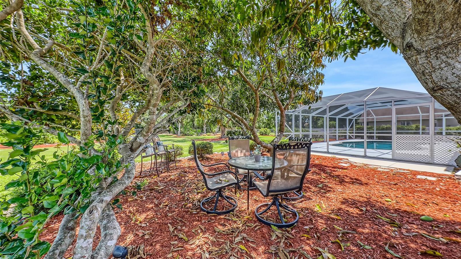 Image 14 of 53 For 3764 Oak Grove Drive