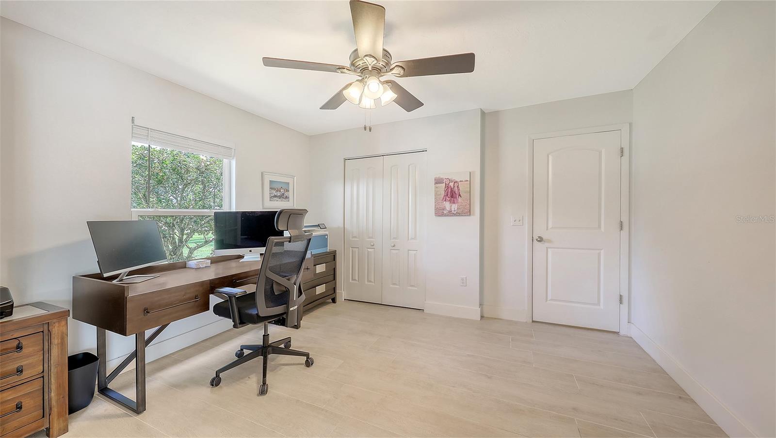 Image 36 of 53 For 3764 Oak Grove Drive
