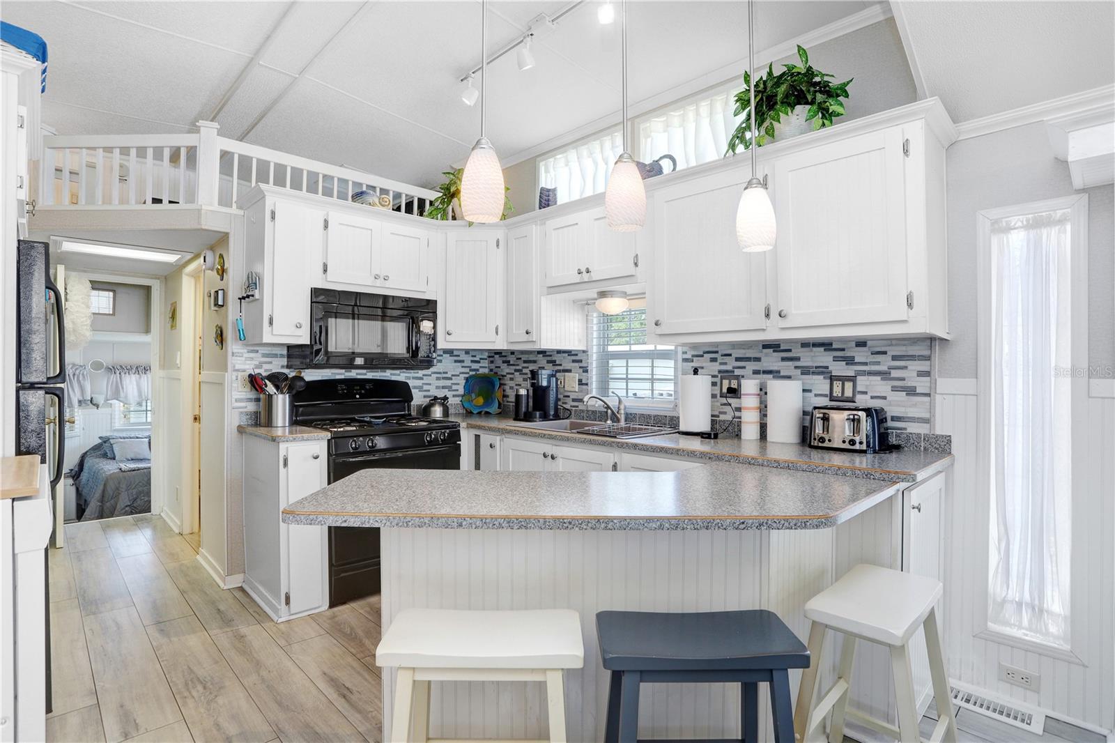 Image 13 of 29 For 3333 26th Avenue E 1104