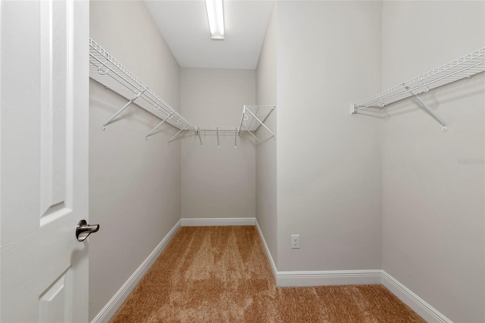 Image 16 of 45 For 12613 Oak Hill Way