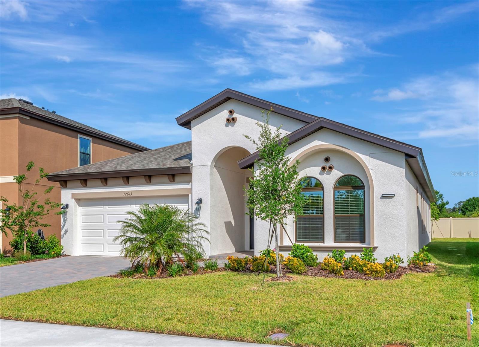 Image 2 of 45 For 12613 Oak Hill Way