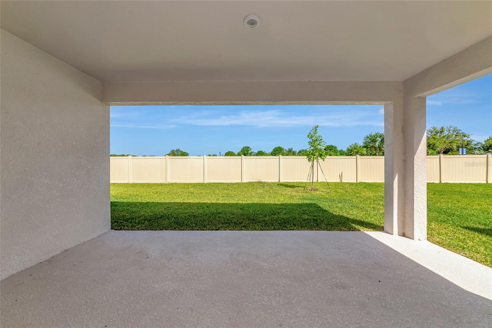 Image 25 of 45 For 12613 Oak Hill Way