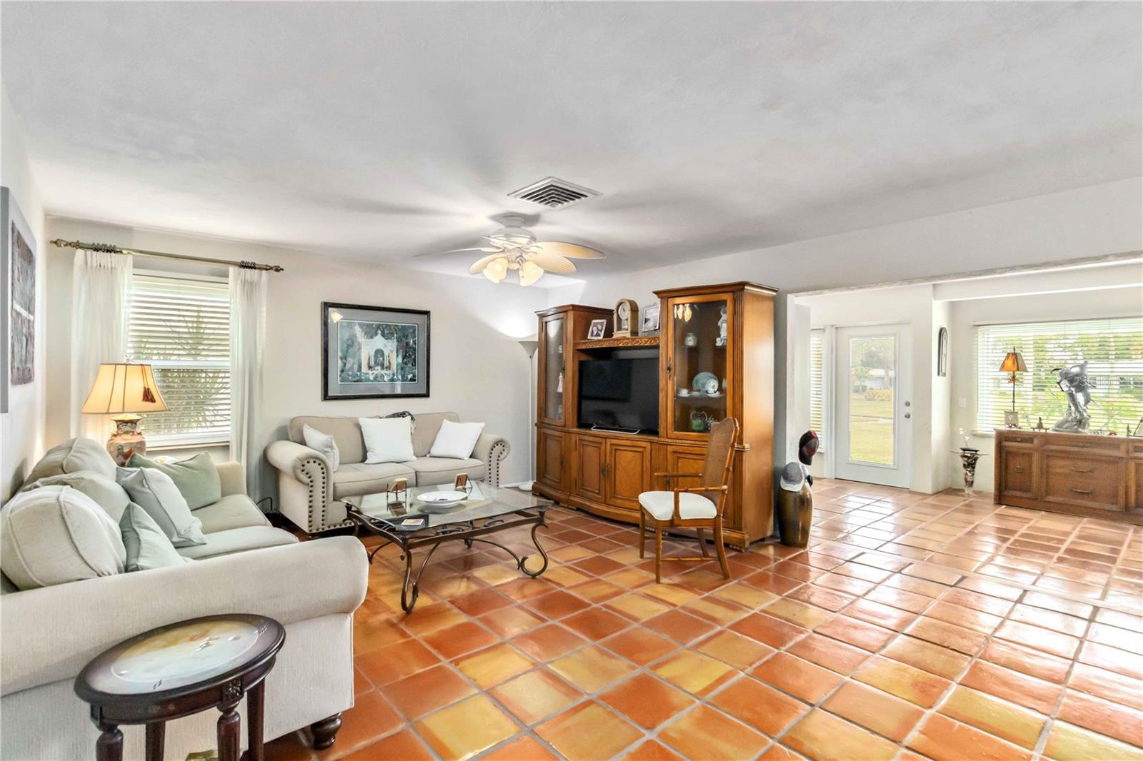 Image 6 of 49 For 3649 Somerville Drive 1507