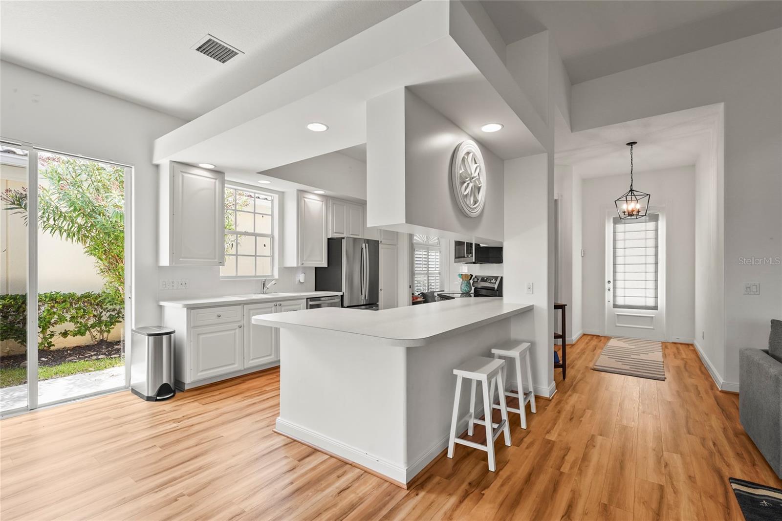 Image 10 of 100 For 7716 Uliva Way