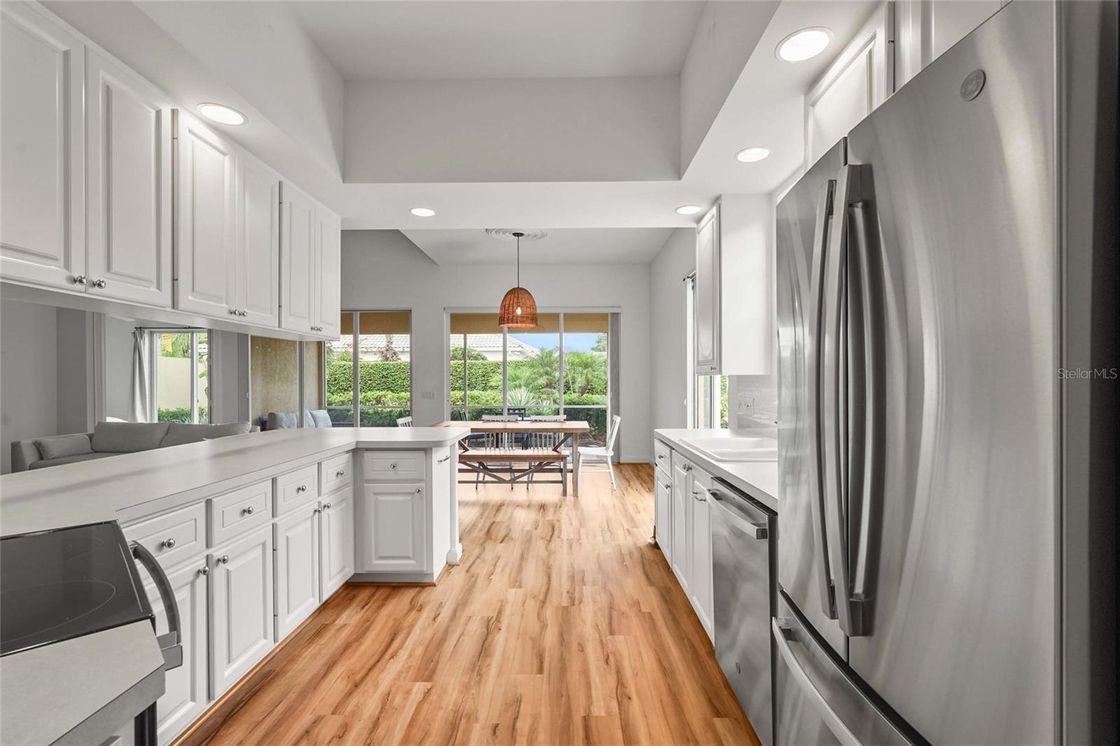 Image 16 of 100 For 7716 Uliva Way