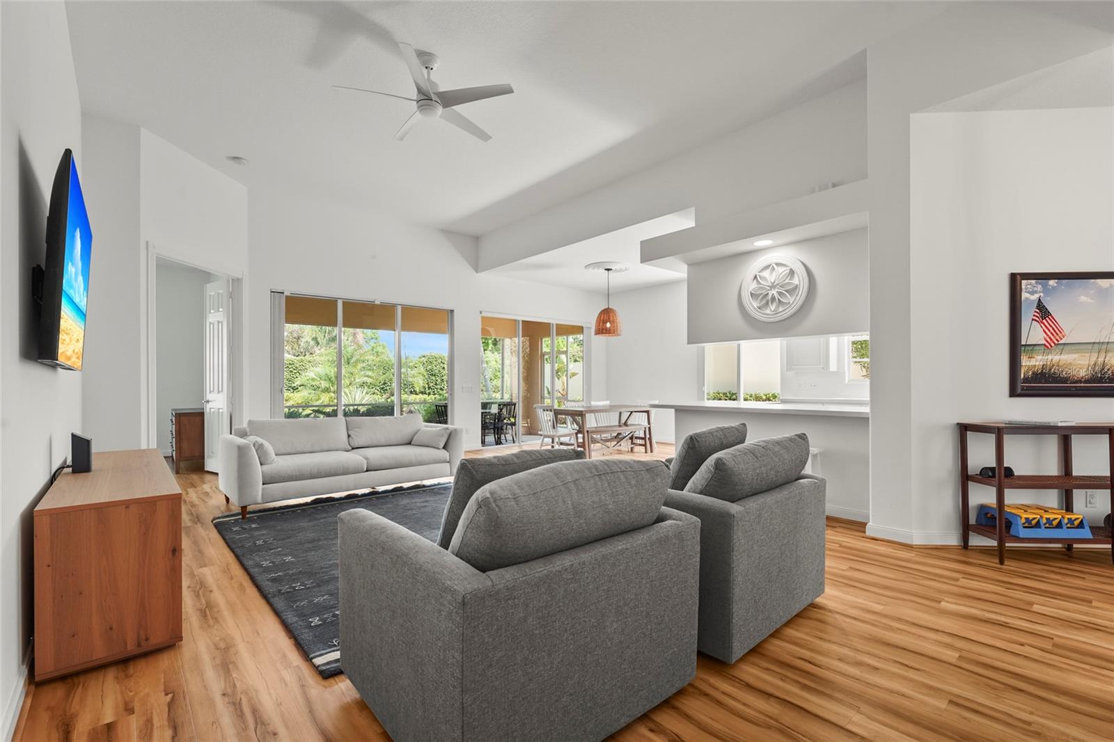 Image 18 of 100 For 7716 Uliva Way