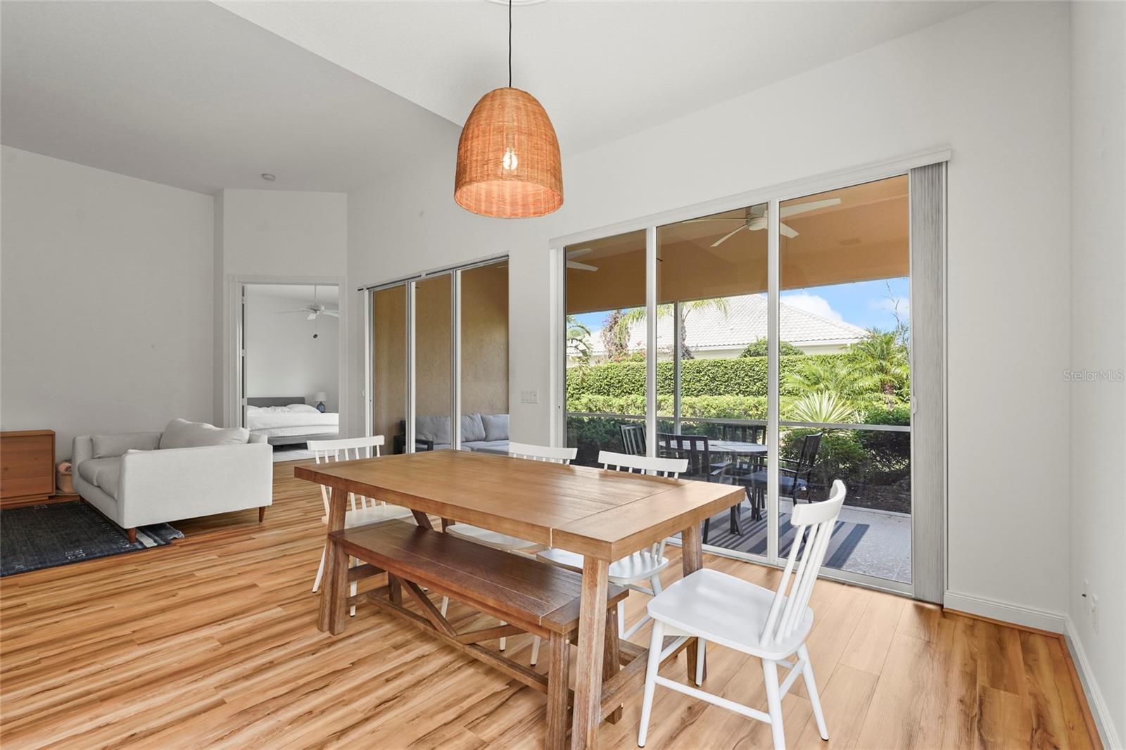 Image 23 of 100 For 7716 Uliva Way