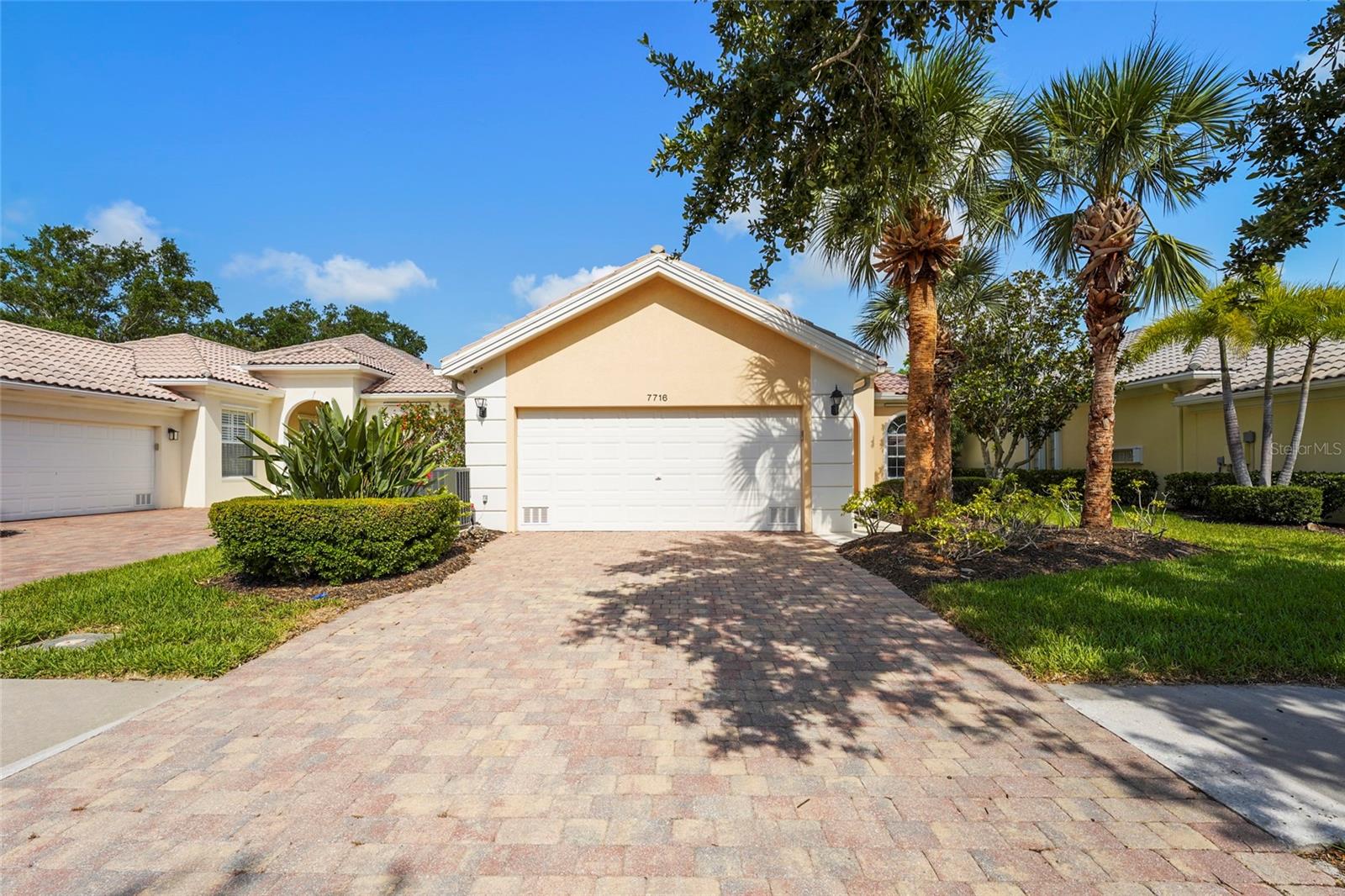 Image 5 of 100 For 7716 Uliva Way