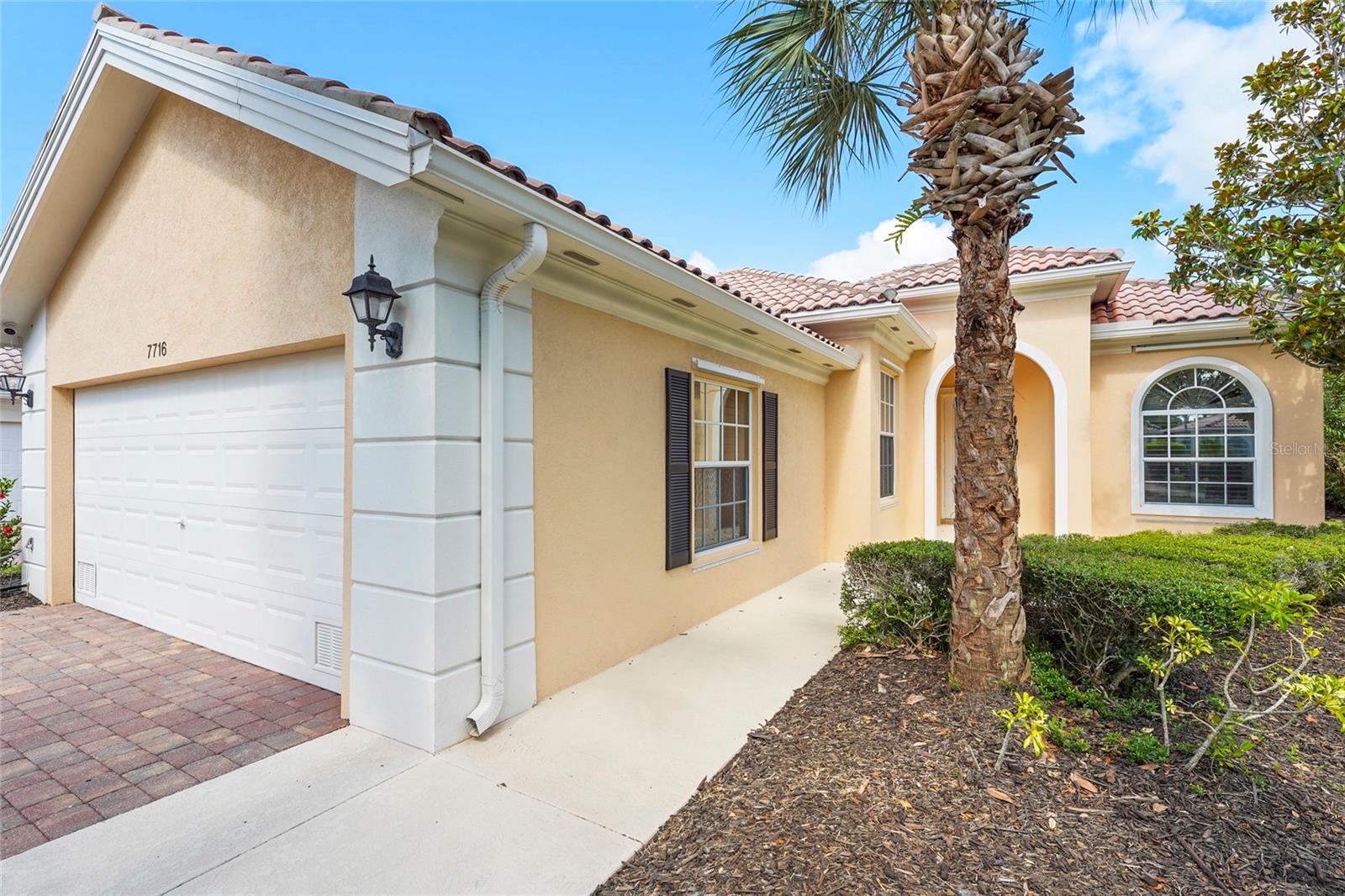 Image 7 of 100 For 7716 Uliva Way
