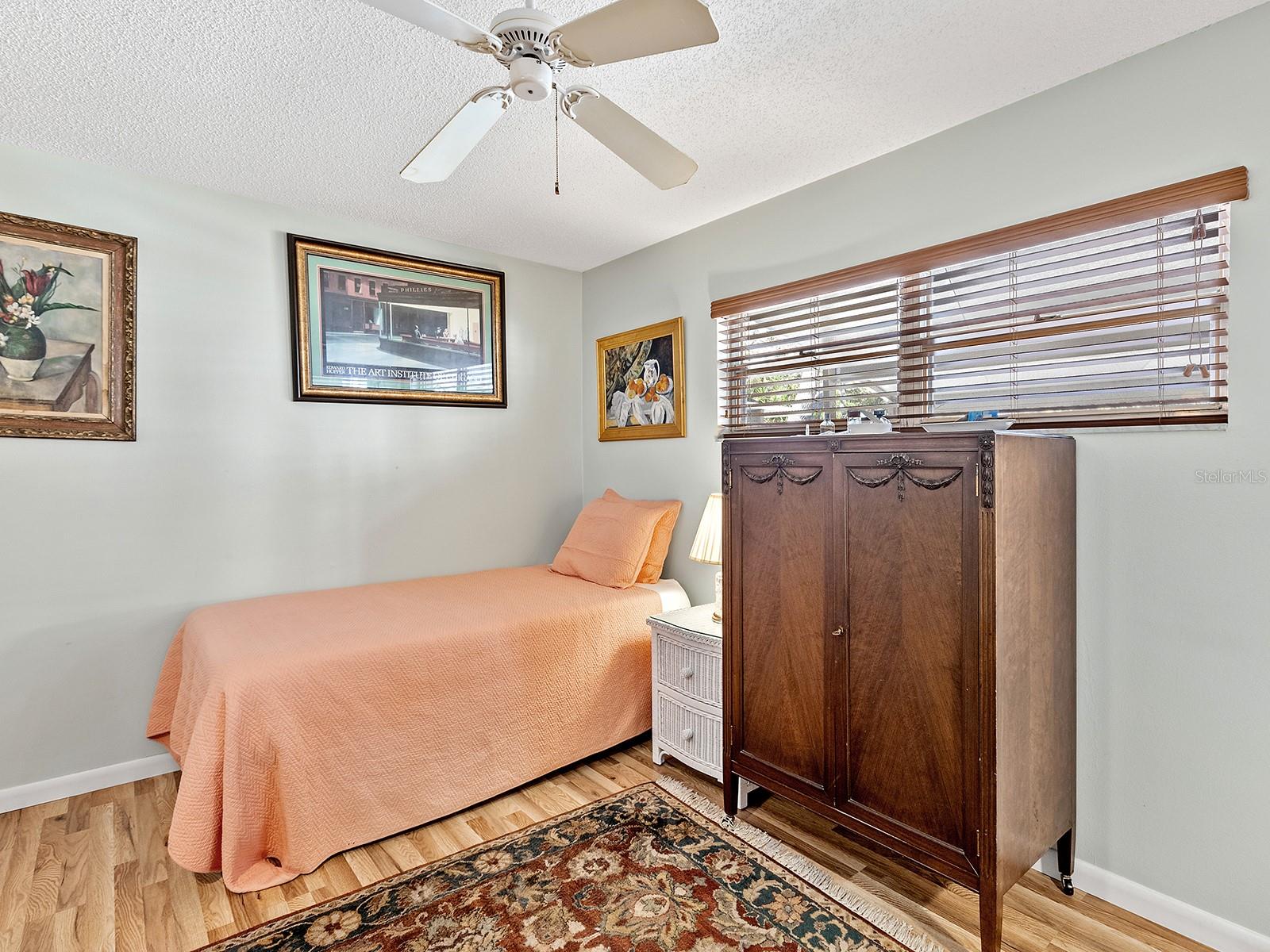 Image 12 of 35 For 4869 Village Gardens Drive 189