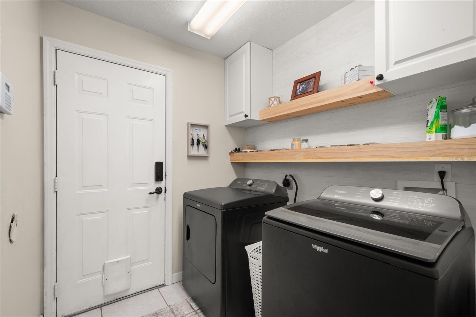 Image 14 of 70 For 9534 Wispywoods Drive