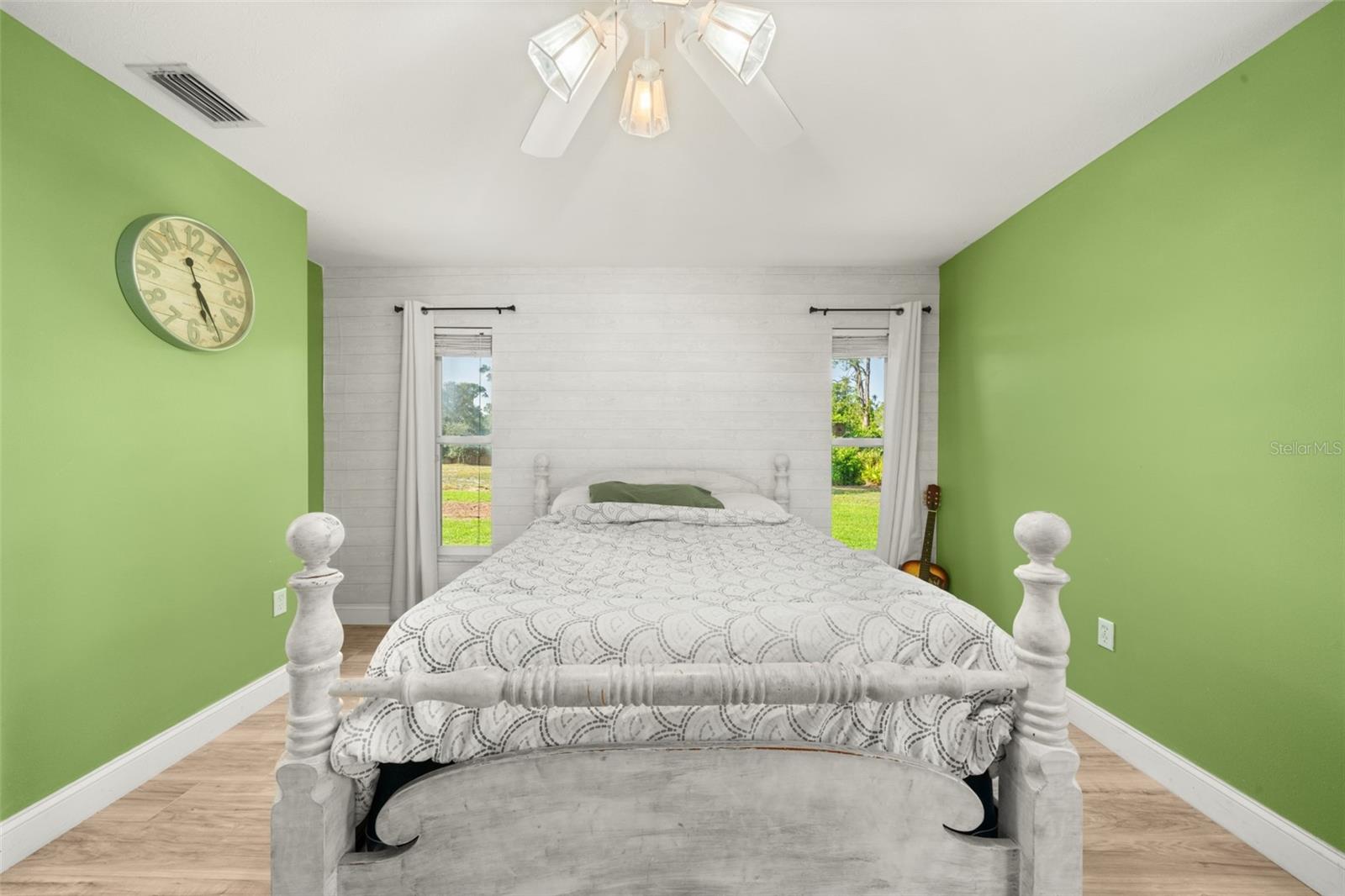 Image 17 of 70 For 9534 Wispywoods Drive