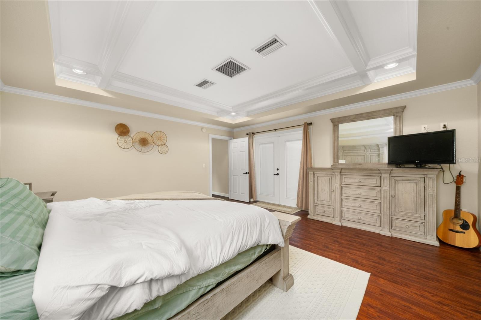 Image 28 of 70 For 9534 Wispywoods Drive
