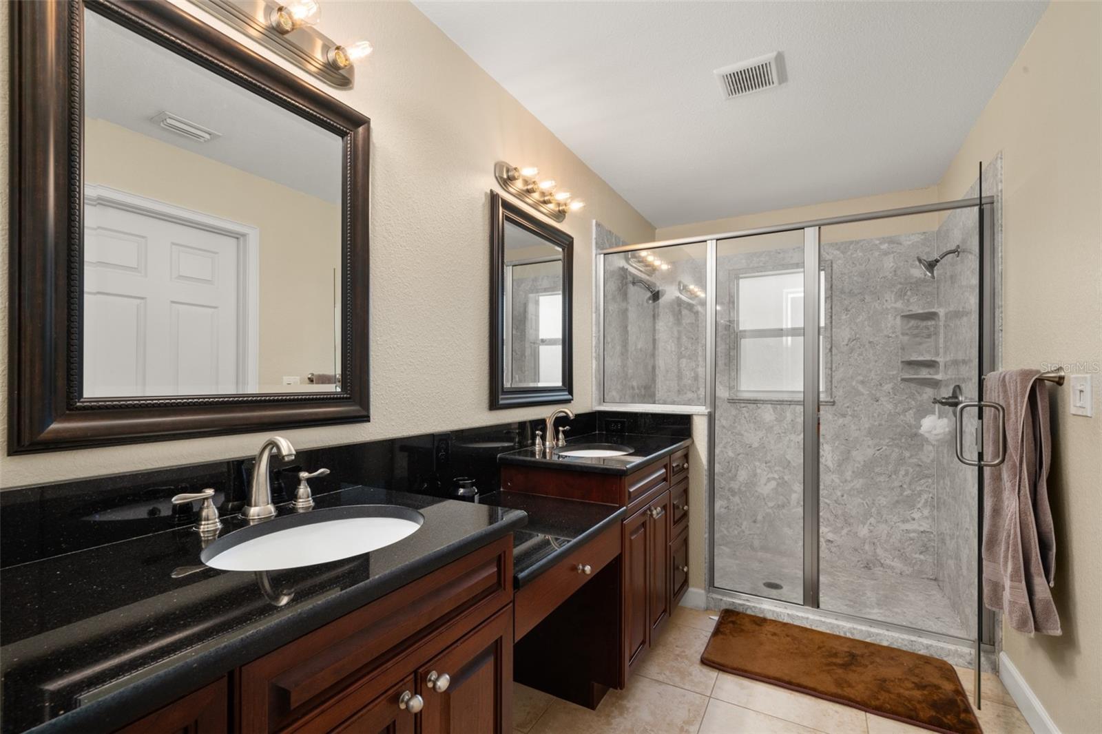 Image 31 of 70 For 9534 Wispywoods Drive