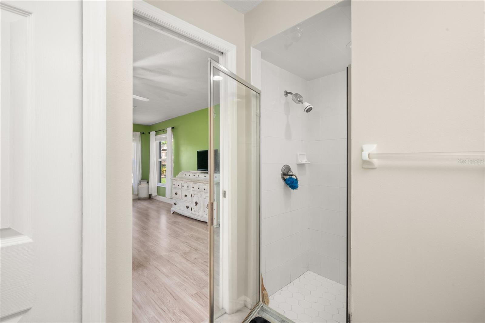 Image 43 of 70 For 9534 Wispywoods Drive
