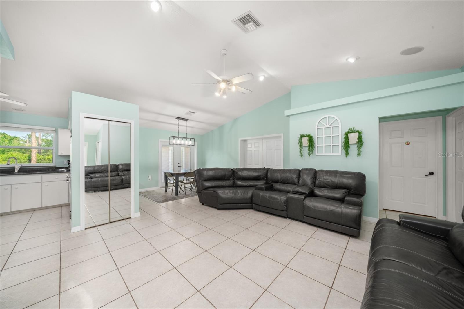 Image 8 of 70 For 9534 Wispywoods Drive