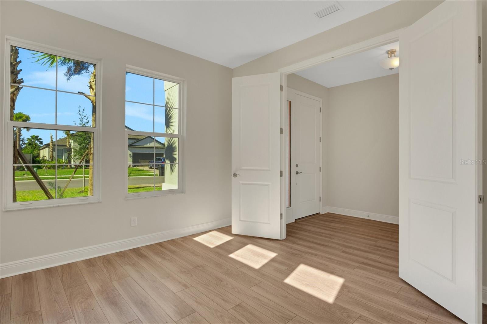 Image 10 of 42 For 7533 Nighthawk Drive