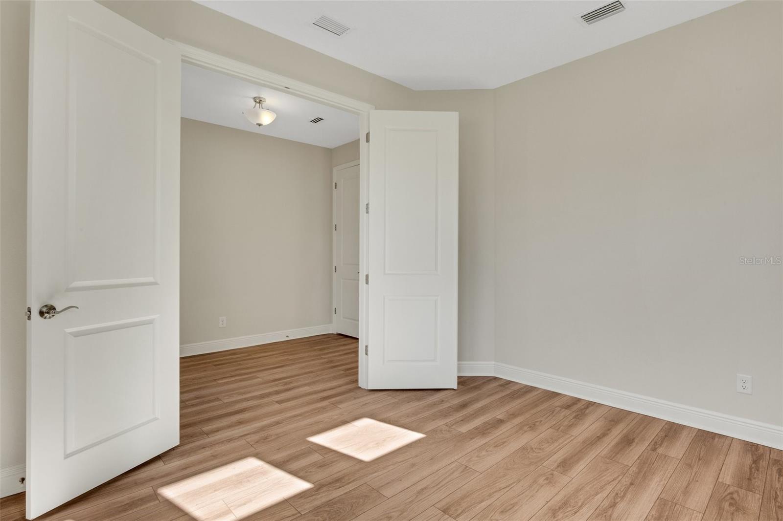 Image 11 of 42 For 7533 Nighthawk Drive