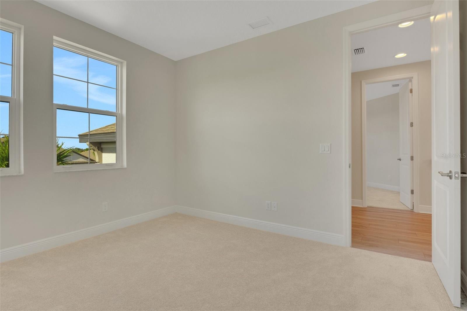 Image 22 of 42 For 7533 Nighthawk Drive