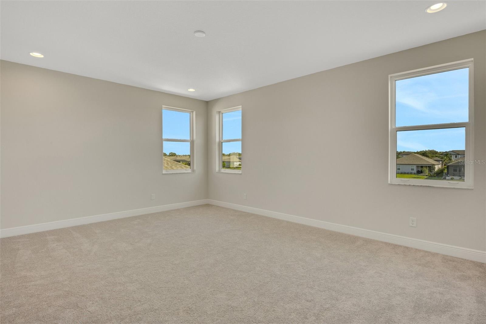 Image 34 of 42 For 7533 Nighthawk Drive