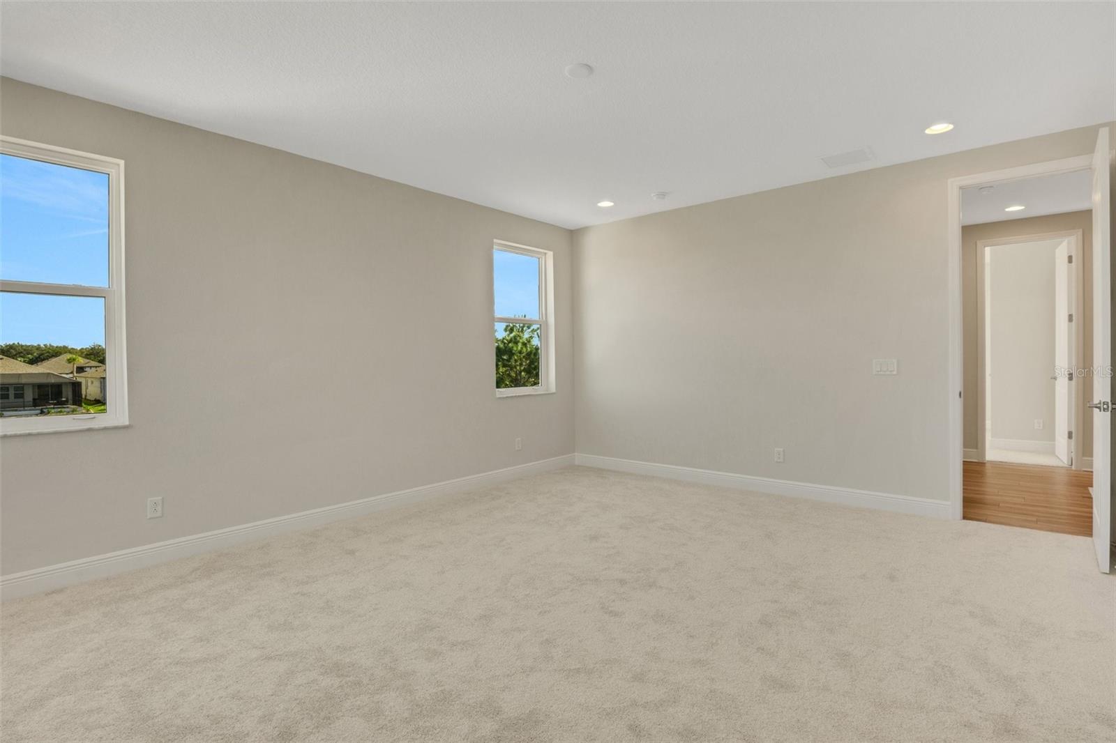 Image 35 of 42 For 7533 Nighthawk Drive