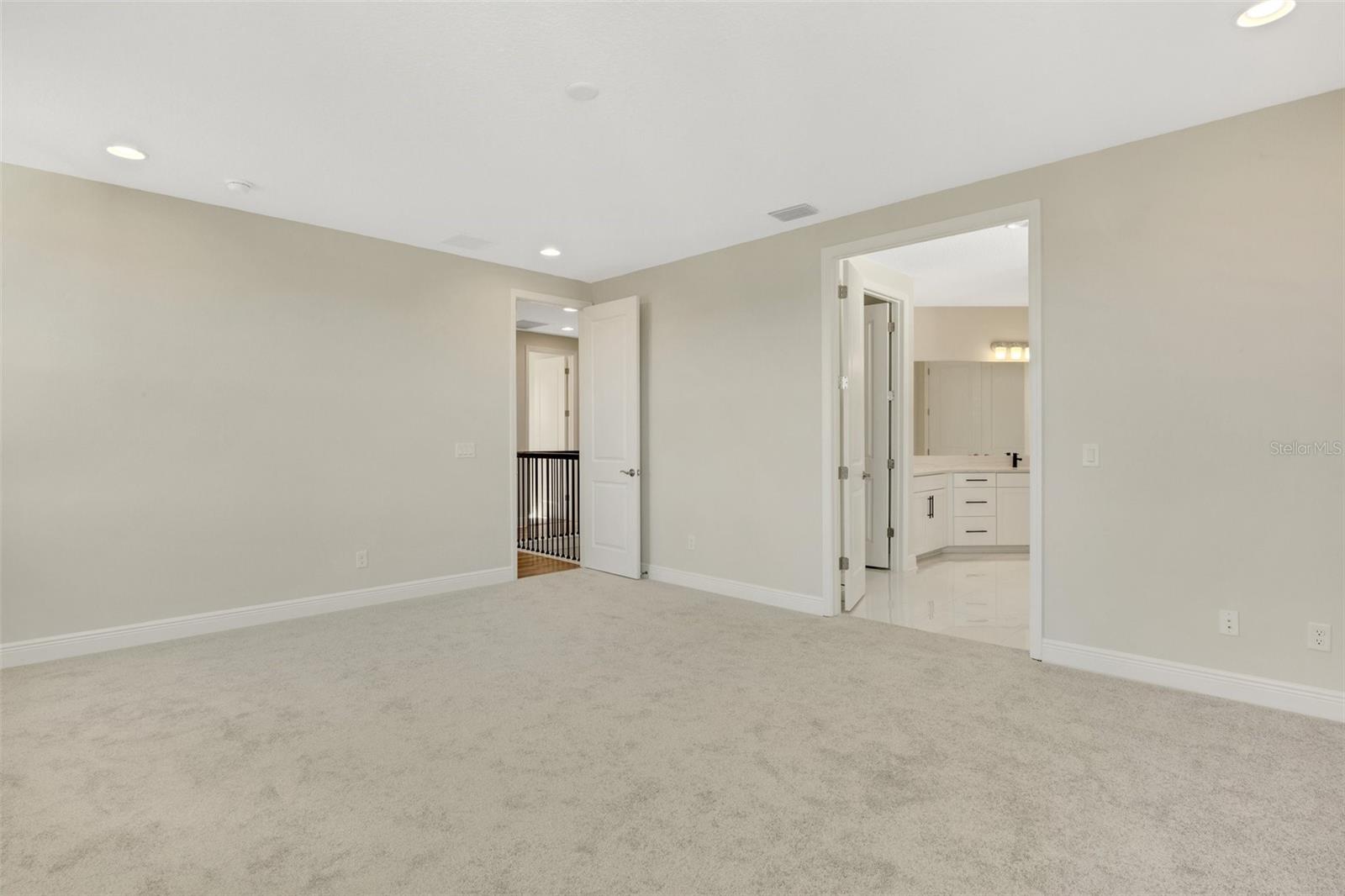 Image 36 of 42 For 7533 Nighthawk Drive