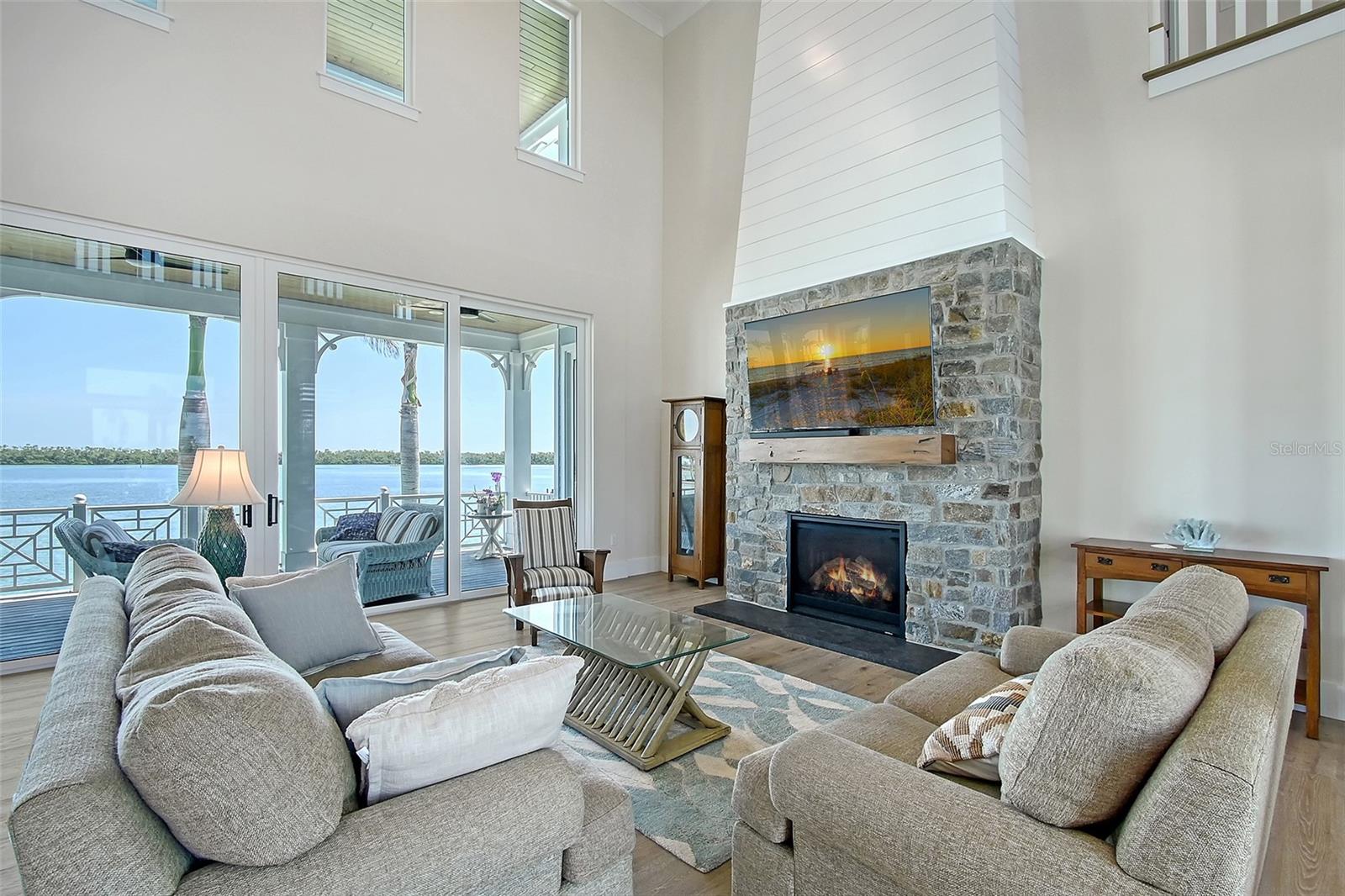Image 15 of 94 For 630 De Narvaez Drive