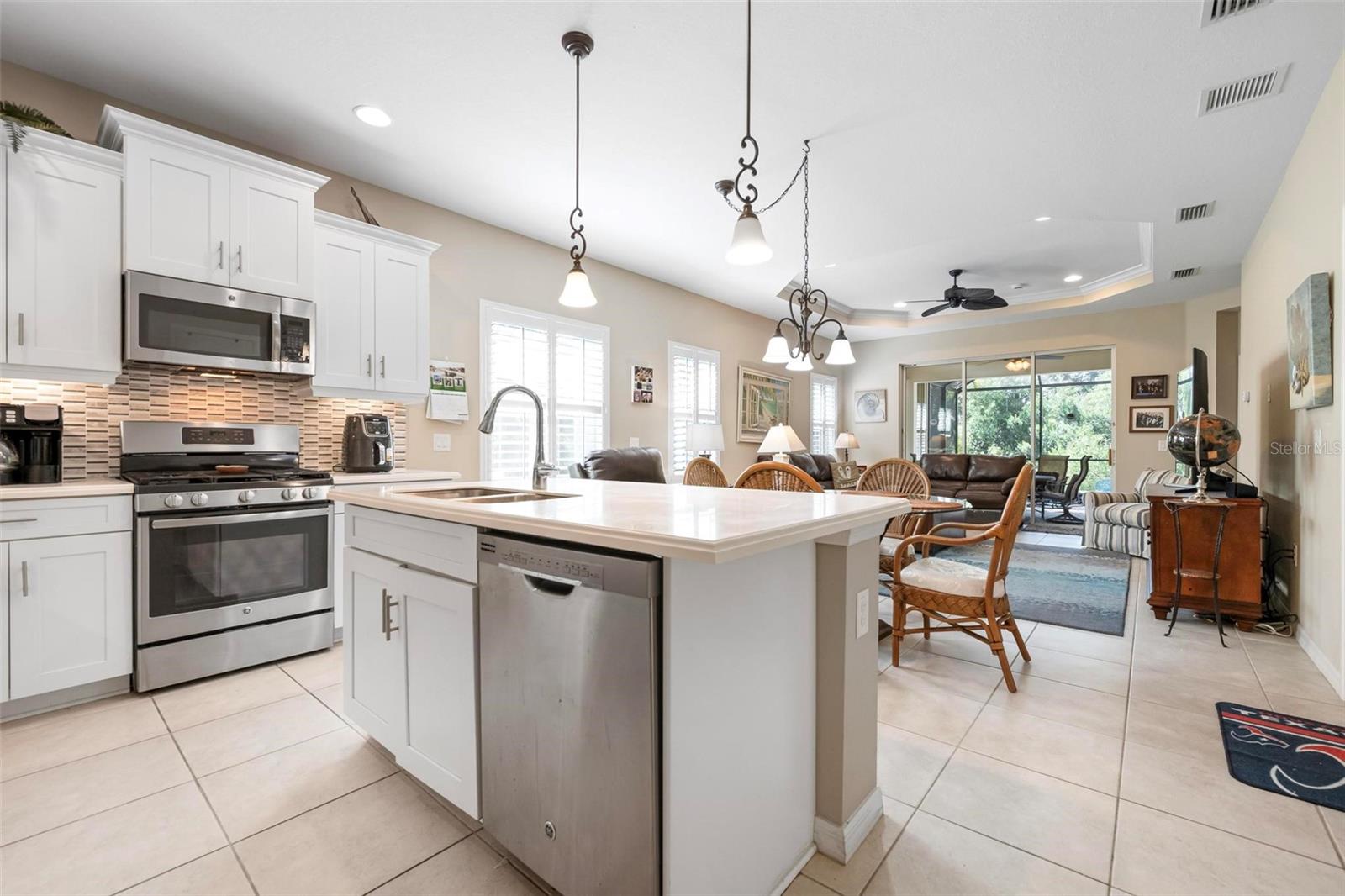 Image 12 of 69 For 11435 Fort Lauderdale Place