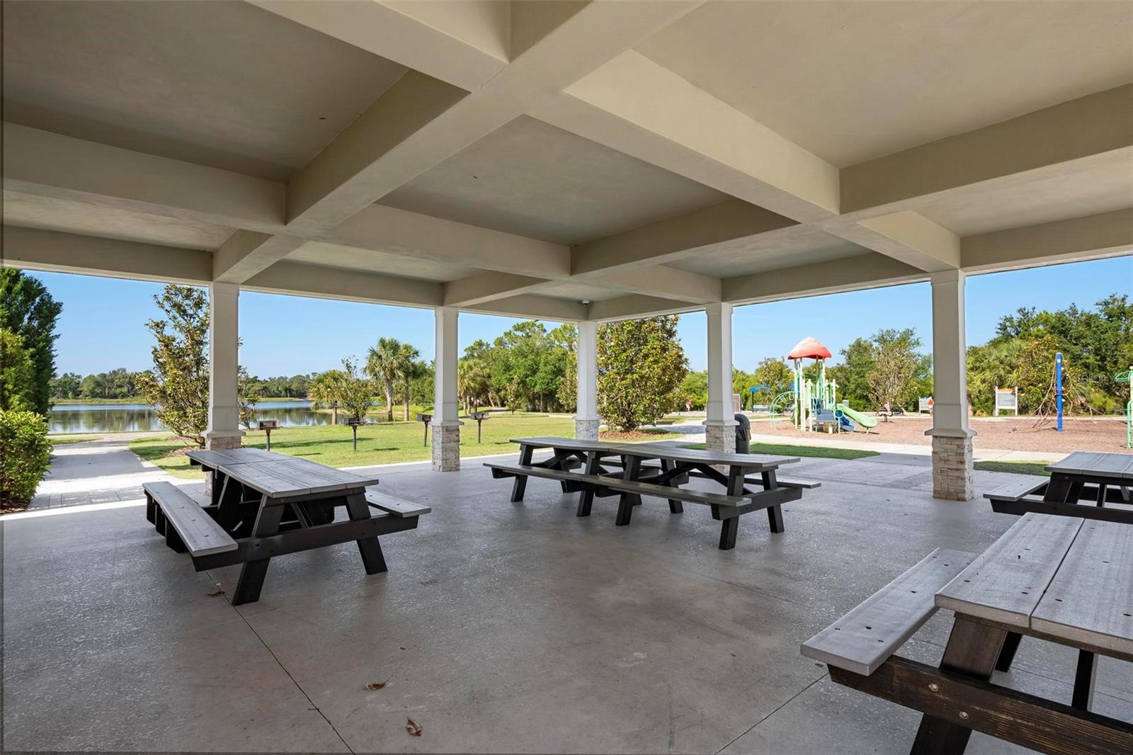 Image 42 of 69 For 11435 Fort Lauderdale Place