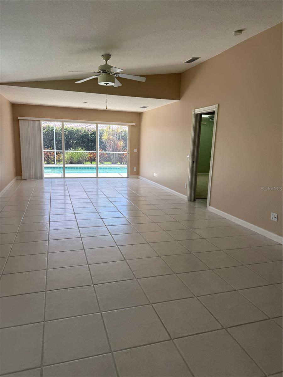 Image 7 of 22 For 5793 Ithaca Way