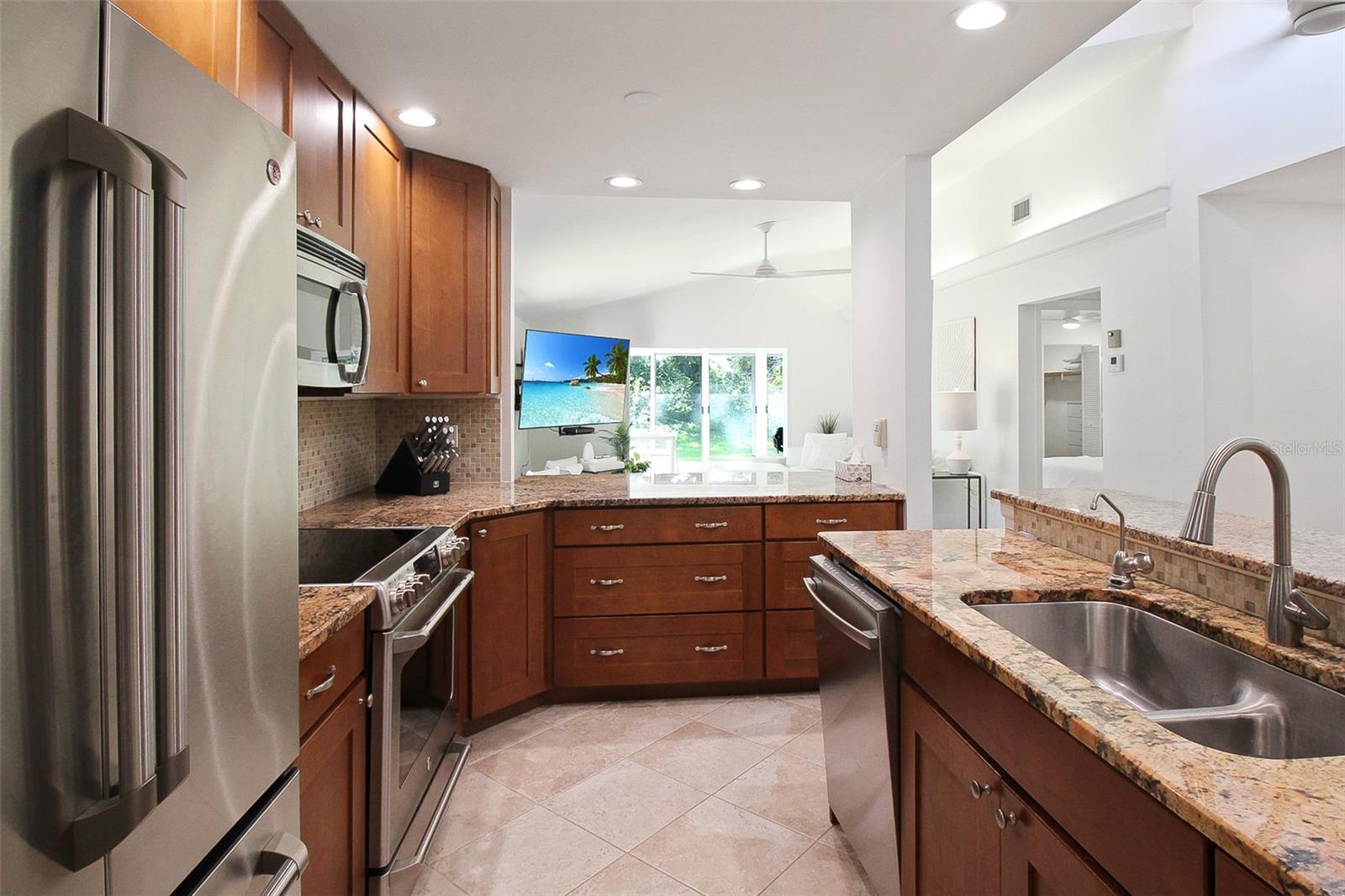 Image 9 of 56 For 6416 Wood Owl Circle 86a