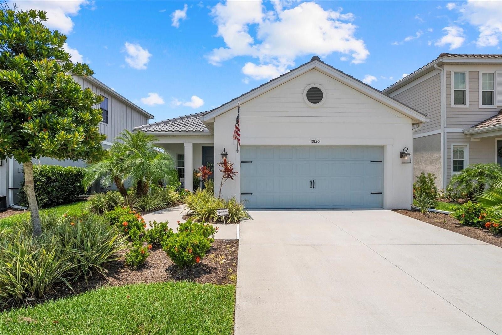 Image 32 of 53 For 10120 Canaveral Circle