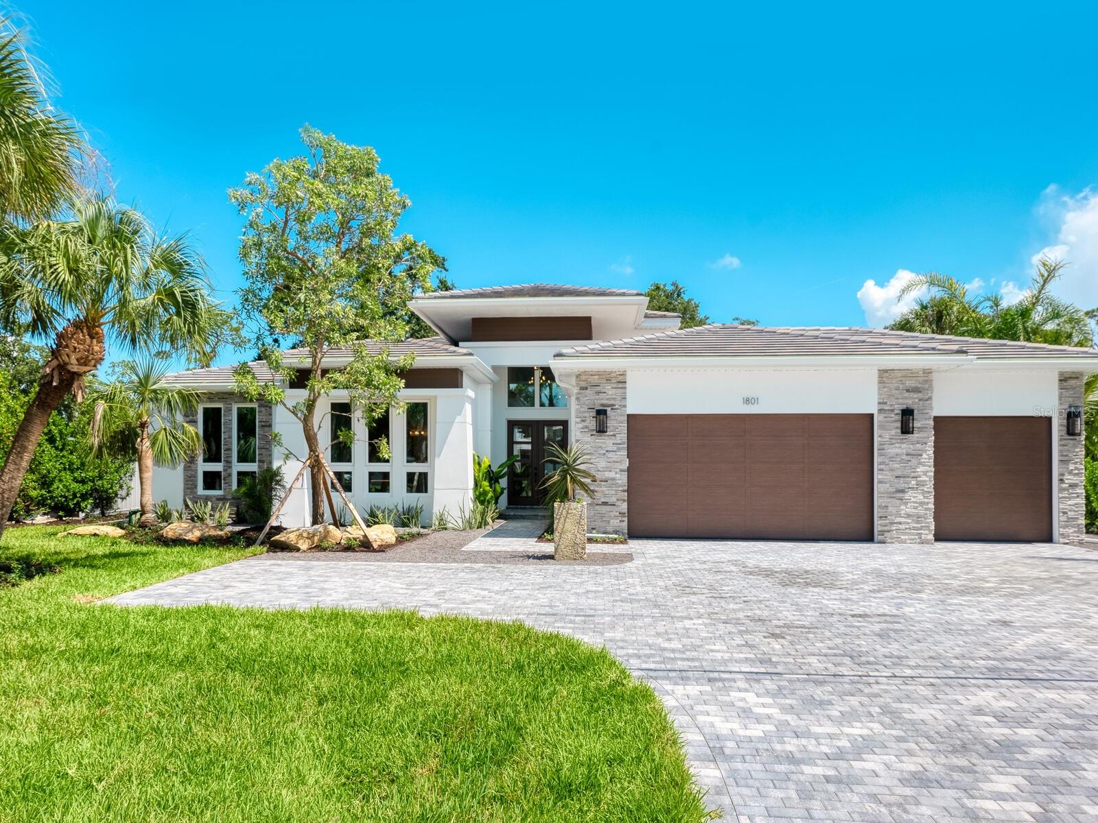 Details for 1801 Field Road, SARASOTA, FL 34231
