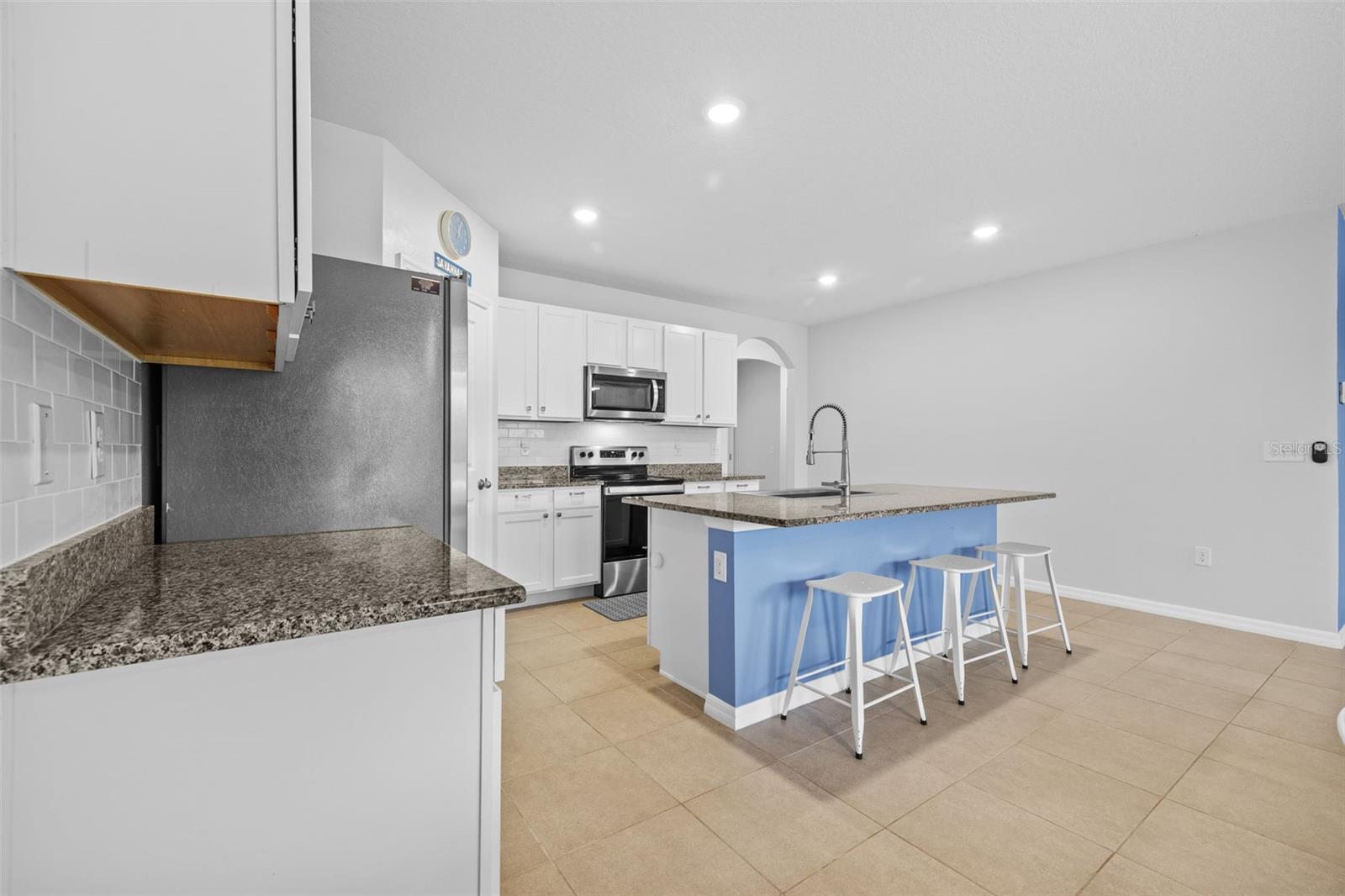Image 22 of 65 For 2721 Greenleaf Terrace