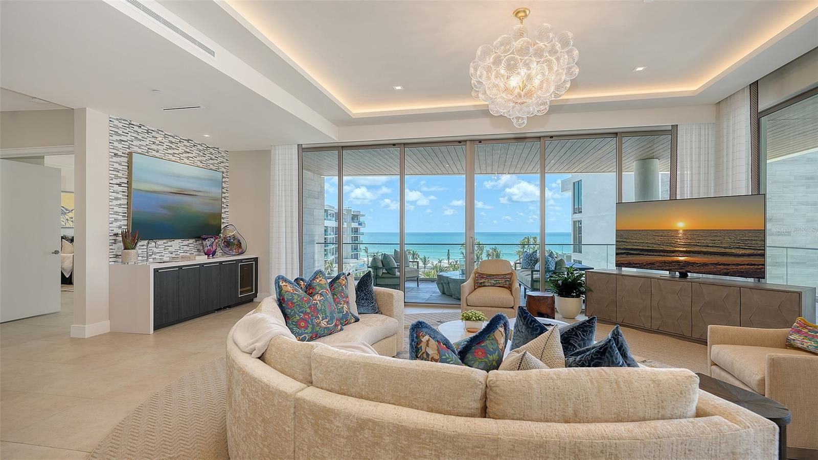 Image 2 of 49 For 1591 Gulf Of Mexico Drive 511