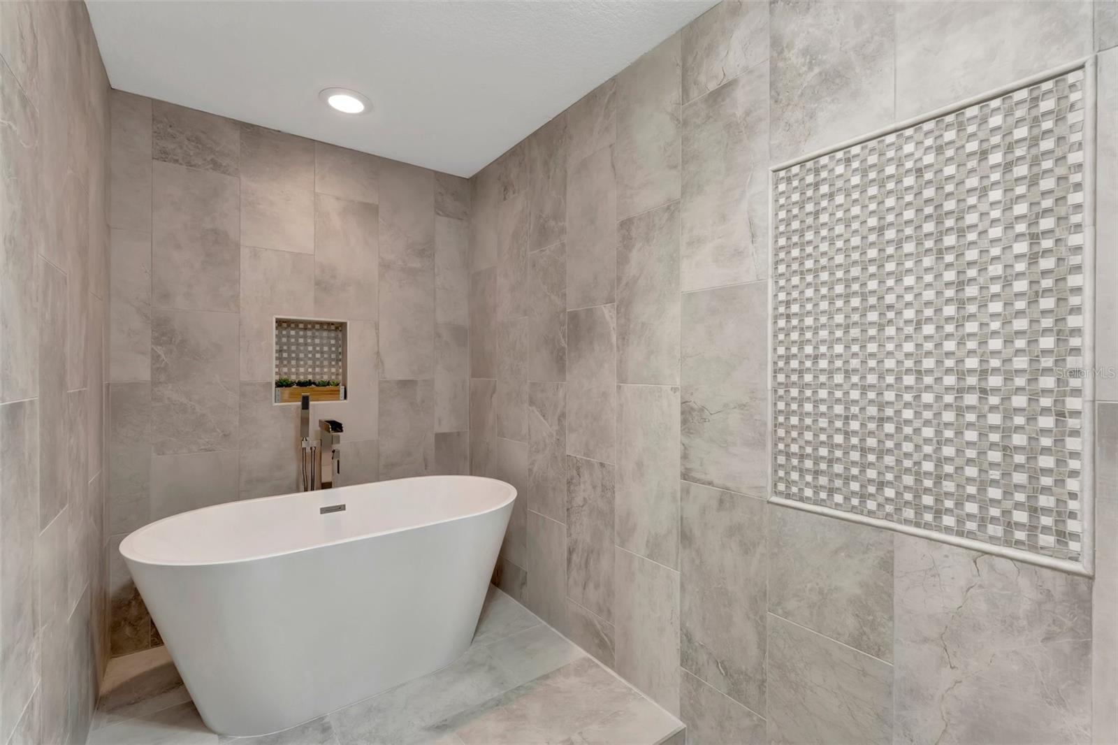Image 34 of 73 For 501 Haben Boulevard 506