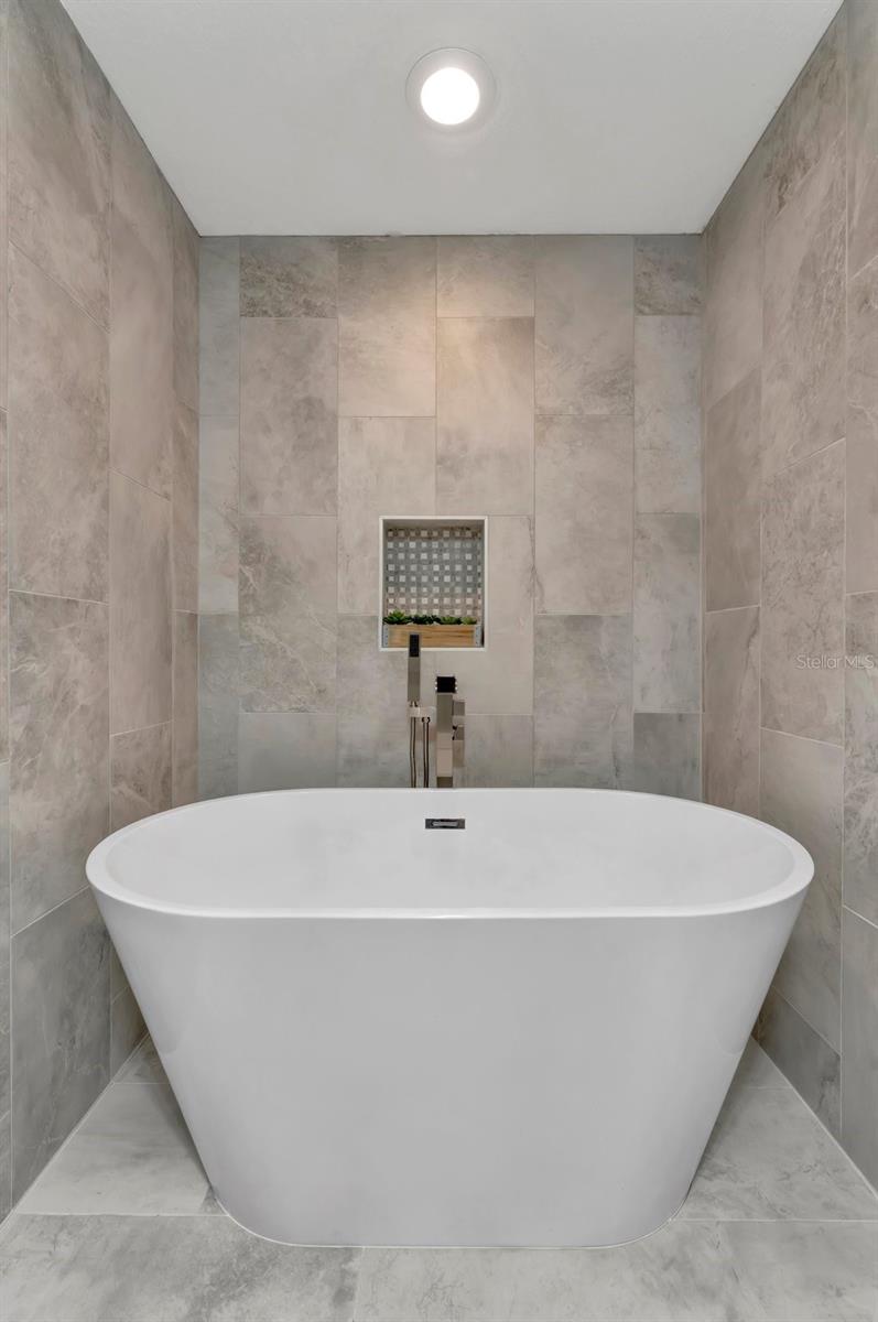 Image 36 of 73 For 501 Haben Boulevard 506