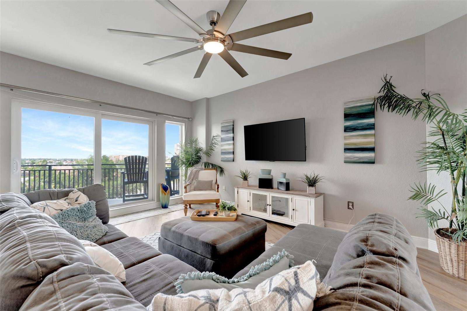 Image 4 of 73 For 501 Haben Boulevard 506