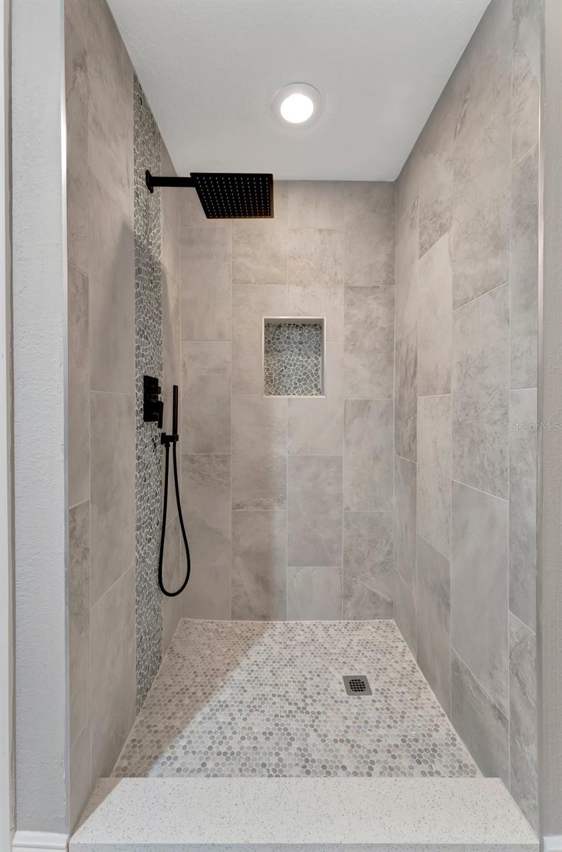 Image 47 of 73 For 501 Haben Boulevard 506