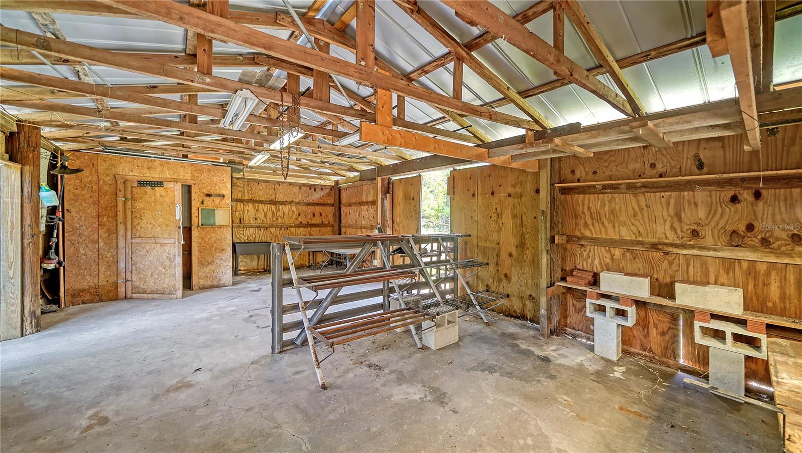 Image 39 of 66 For 6990 Richardson Road