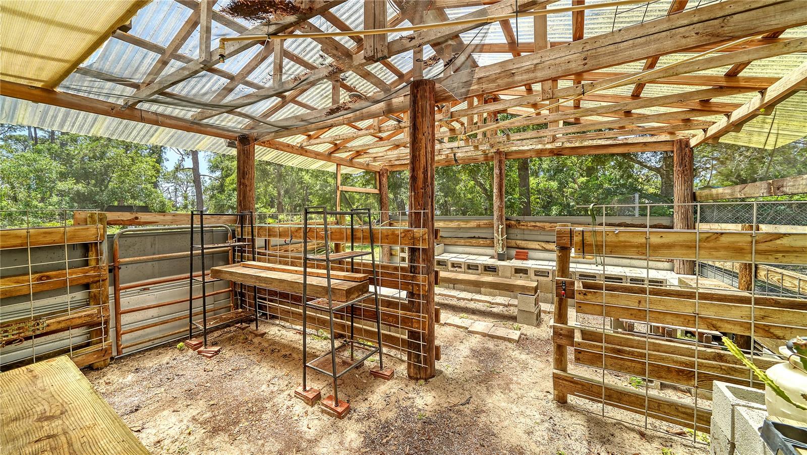 Image 40 of 66 For 6990 Richardson Road