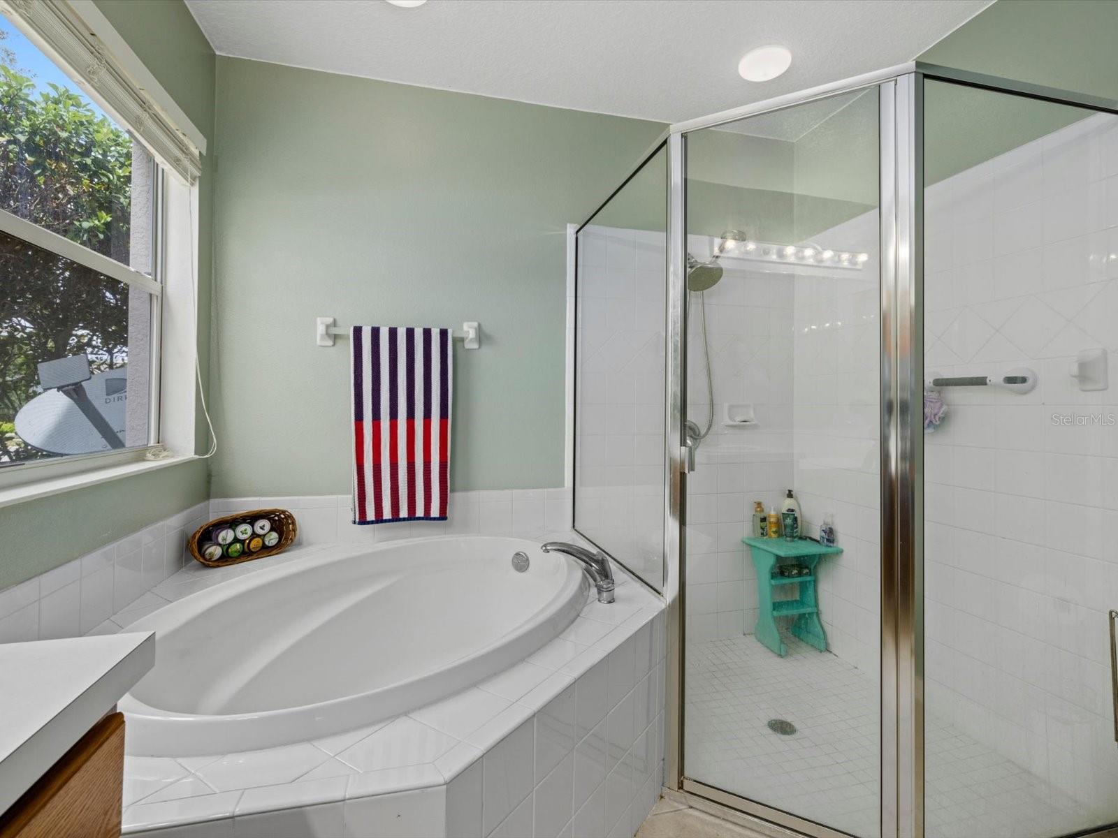 Image 24 of 43 For 8222 Haven Harbour Way