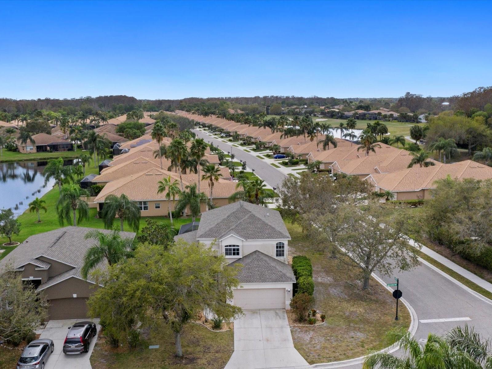 Image 3 of 43 For 8222 Haven Harbour Way