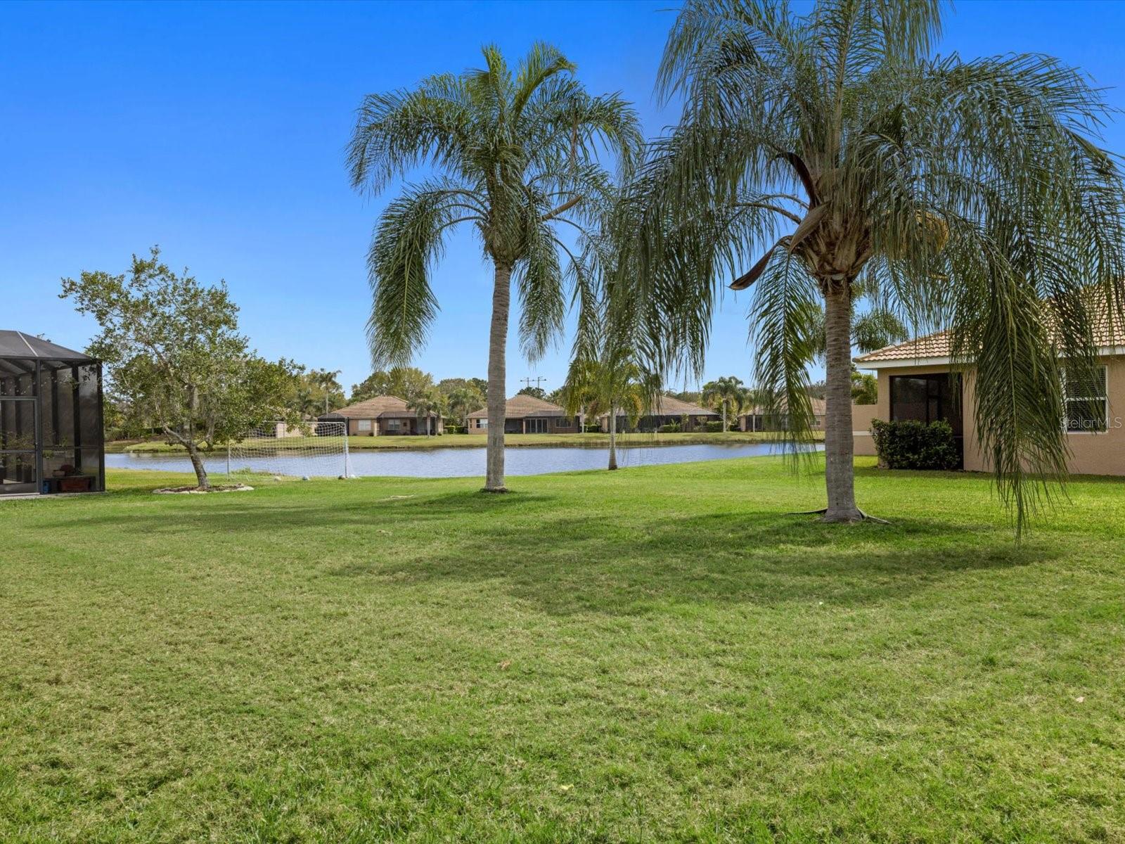 Image 34 of 43 For 8222 Haven Harbour Way