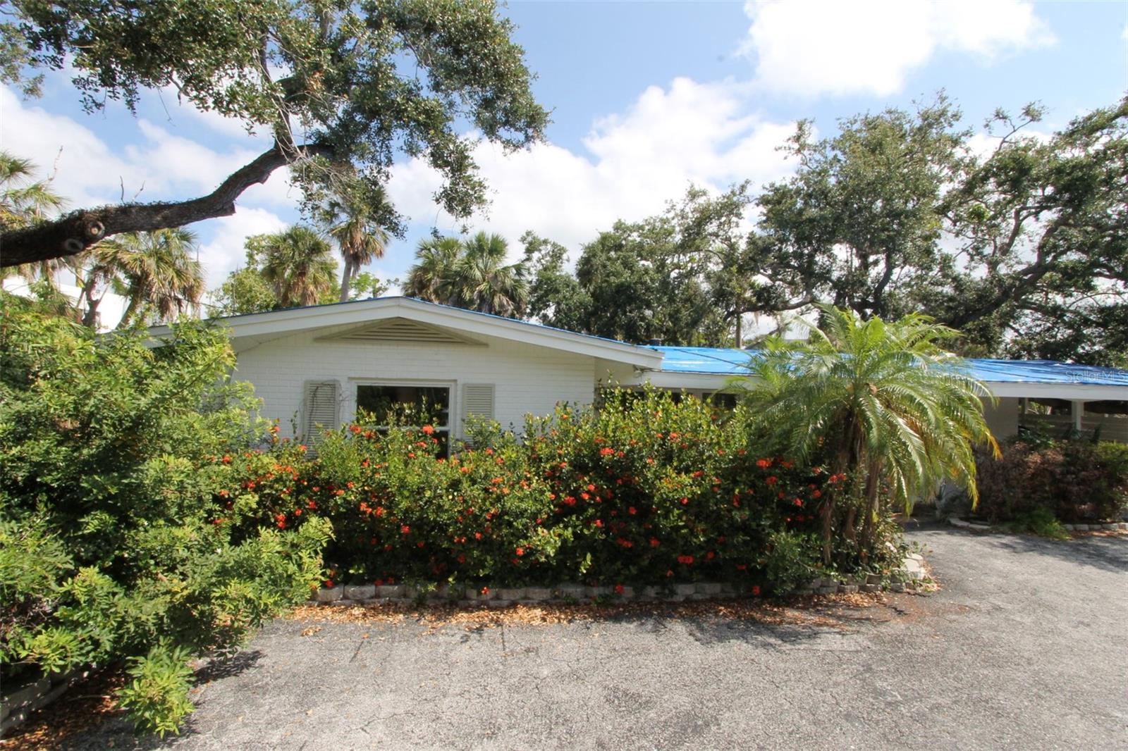 Image 2 of 11 For 129 Pierson Lane