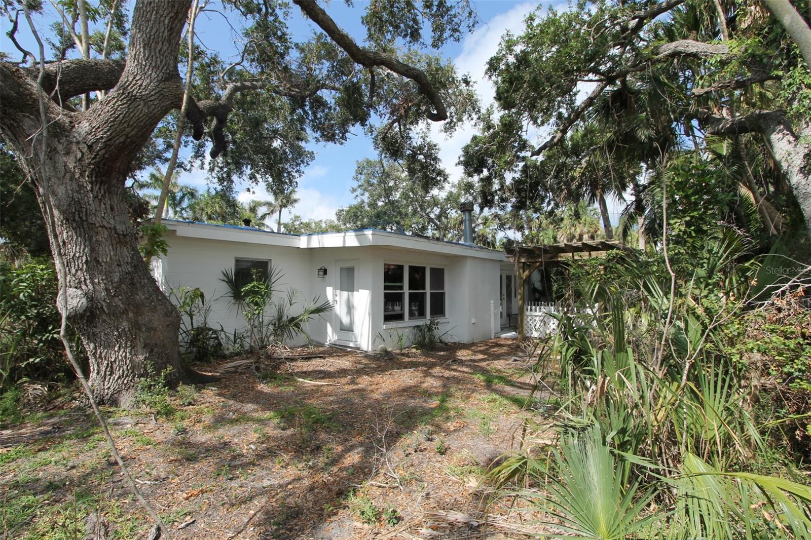 Image 3 of 11 For 129 Pierson Lane