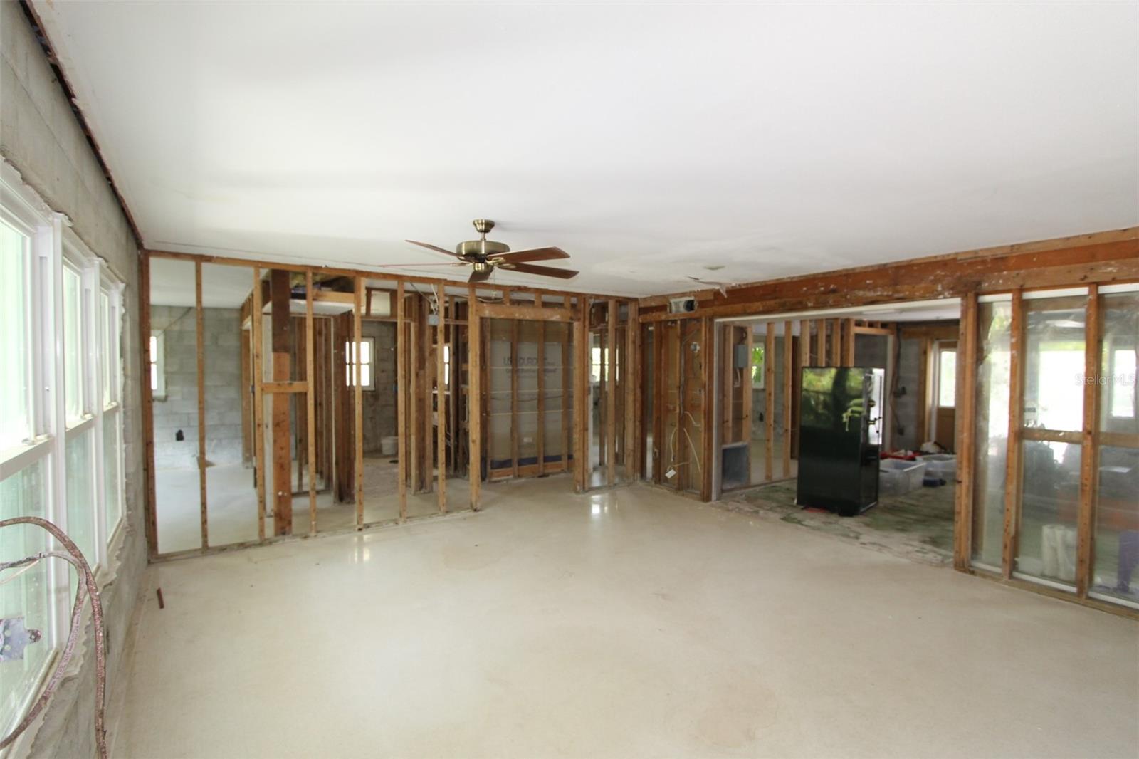 Image 6 of 11 For 129 Pierson Lane