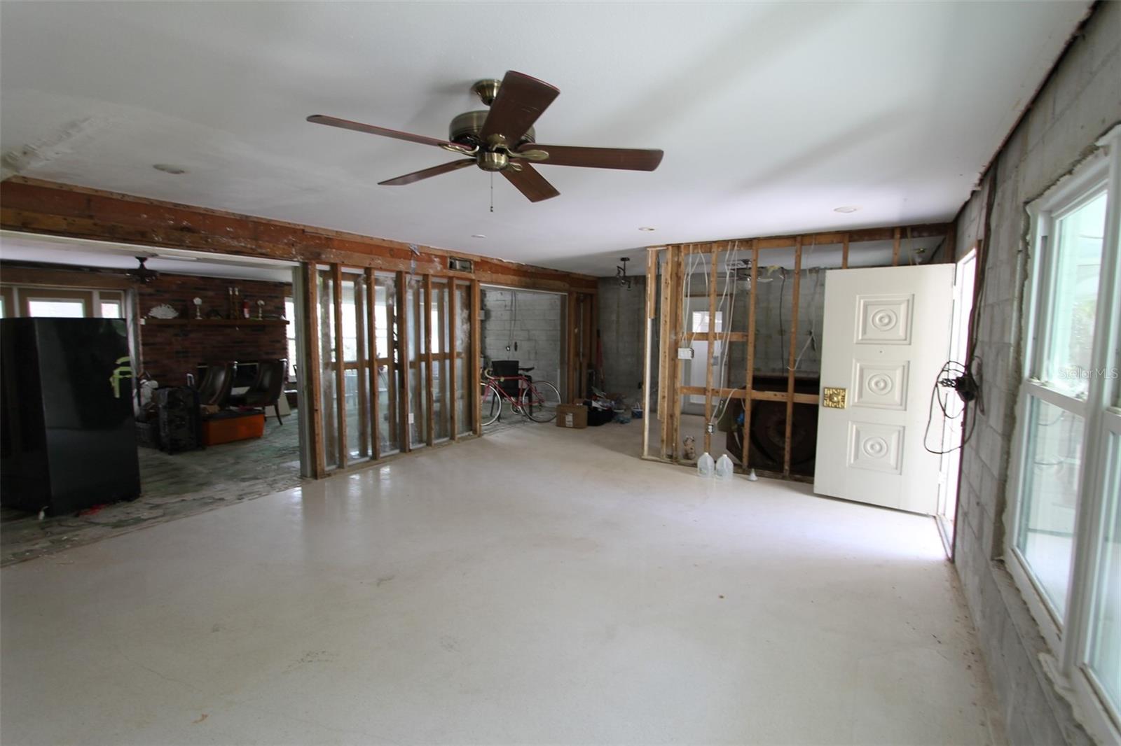 Image 7 of 11 For 129 Pierson Lane