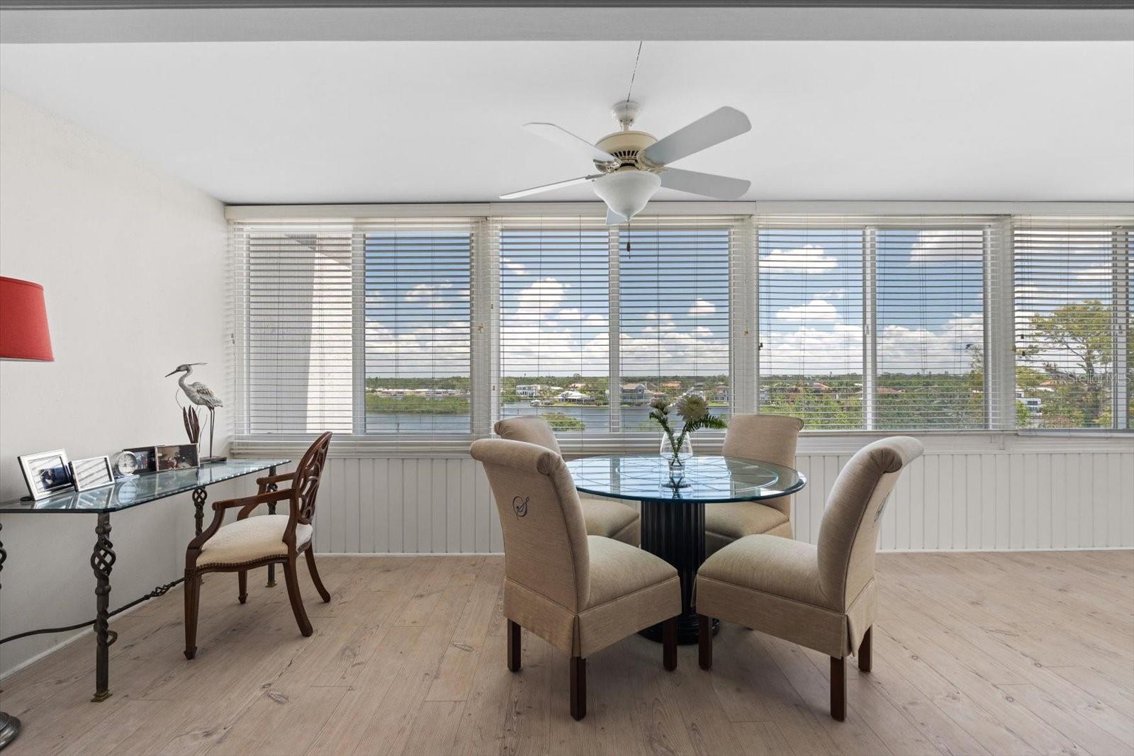 Image 17 of 53 For 1255 Peppertree Drive 507
