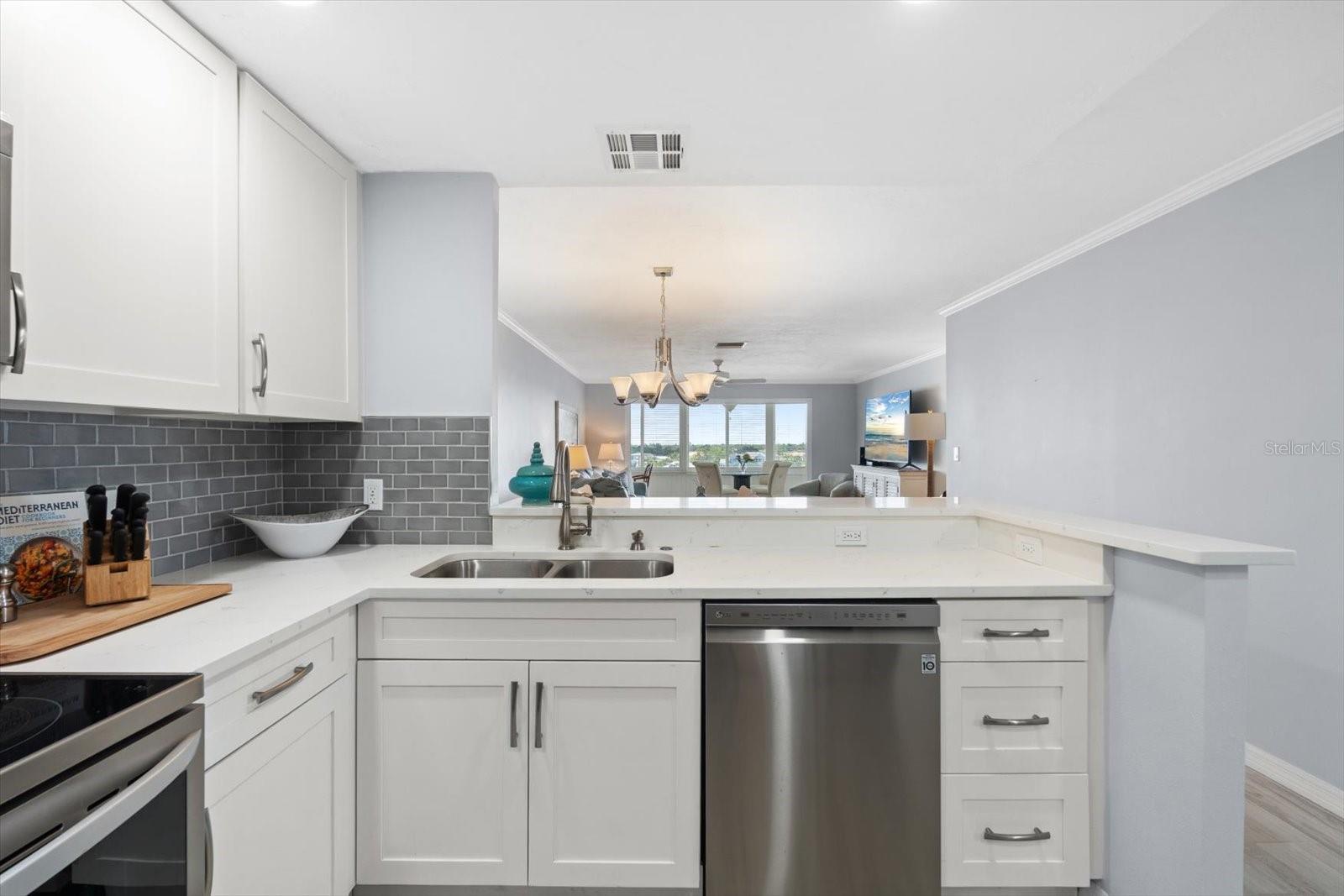 Image 9 of 53 For 1255 Peppertree Drive 507